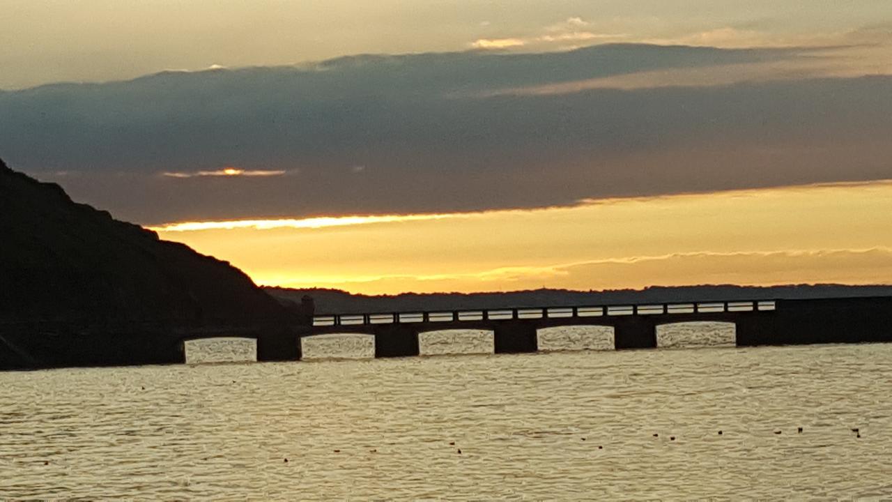 Le 6.3 Resto Home B&B Port-en-Bessin-Huppain Esterno foto